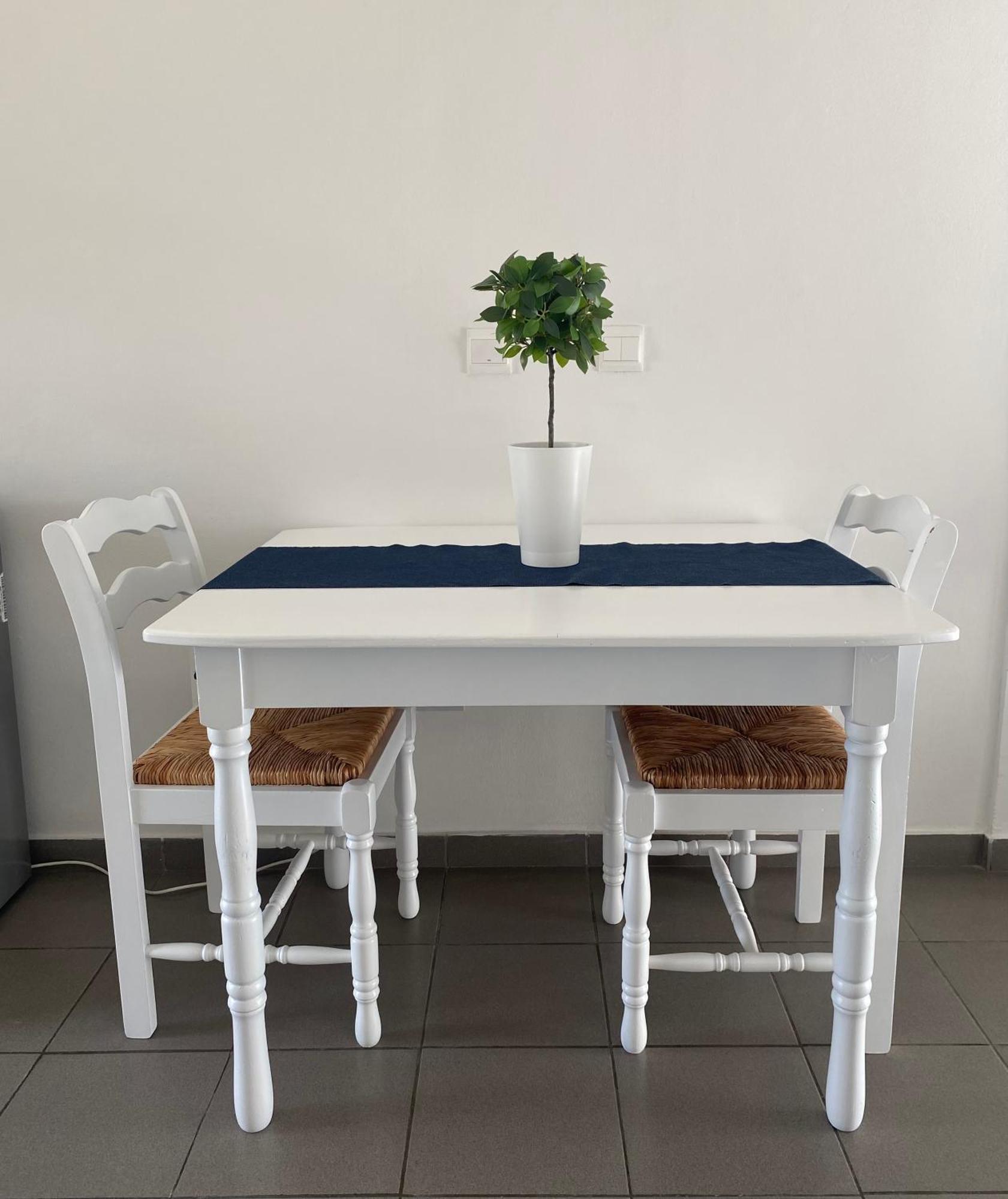 Nostalgia Apts Limassol Ngoại thất bức ảnh